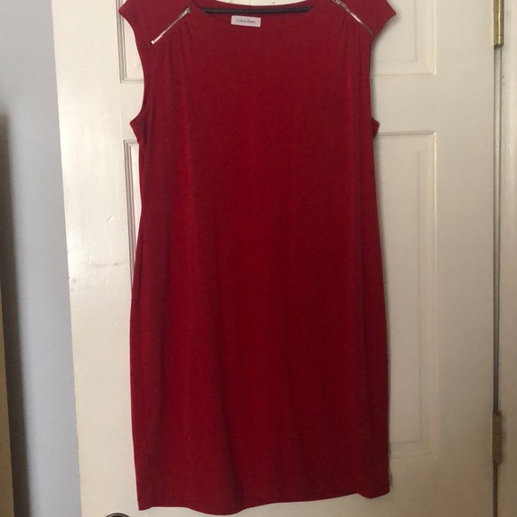 Dress - Picture 1 of 2